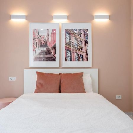Fantastic City Center Apartment 부쿠레슈티 외부 사진