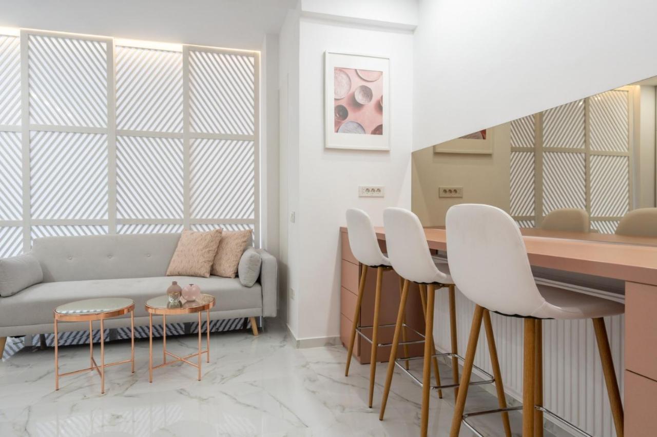 Fantastic City Center Apartment 부쿠레슈티 외부 사진
